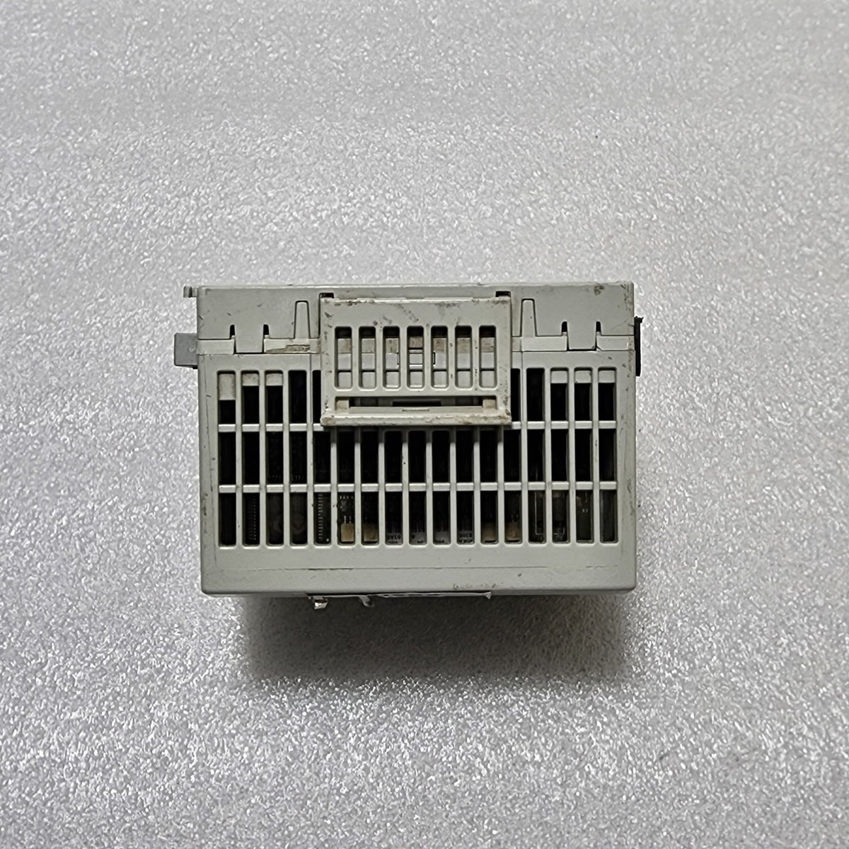 ALLEN BRADLEY CAT 1794-OB16 SER A 96221875 1794-TB3S