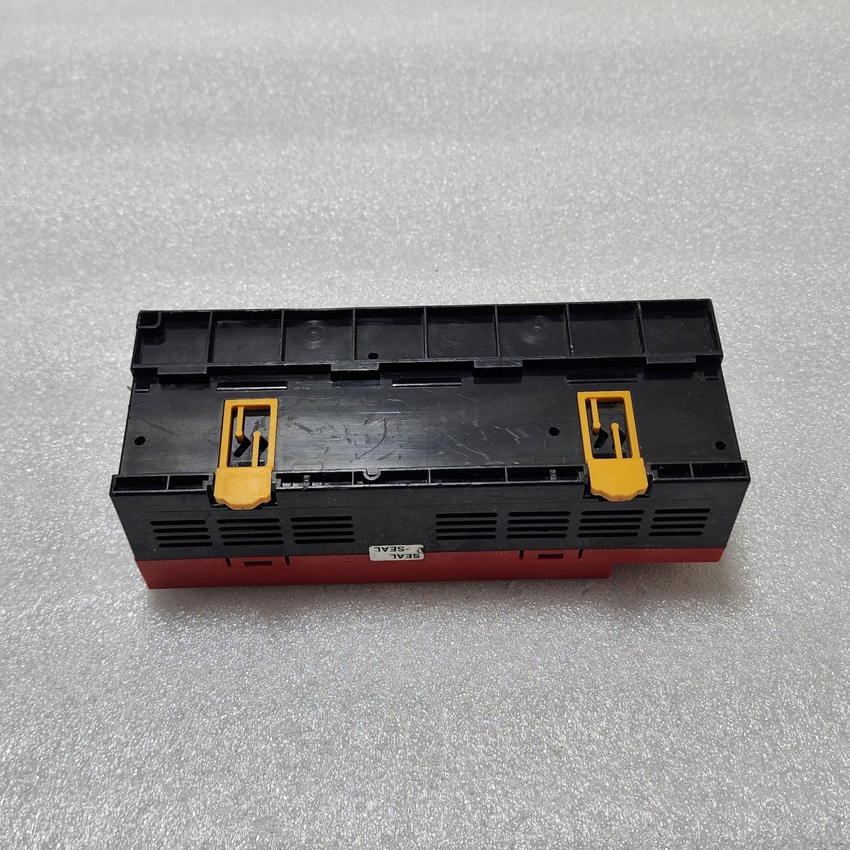ALLEN BRADLEY CAT 1791DS-IB8XOB8 GUARD I/O DEVICENET SAFETY MODULE