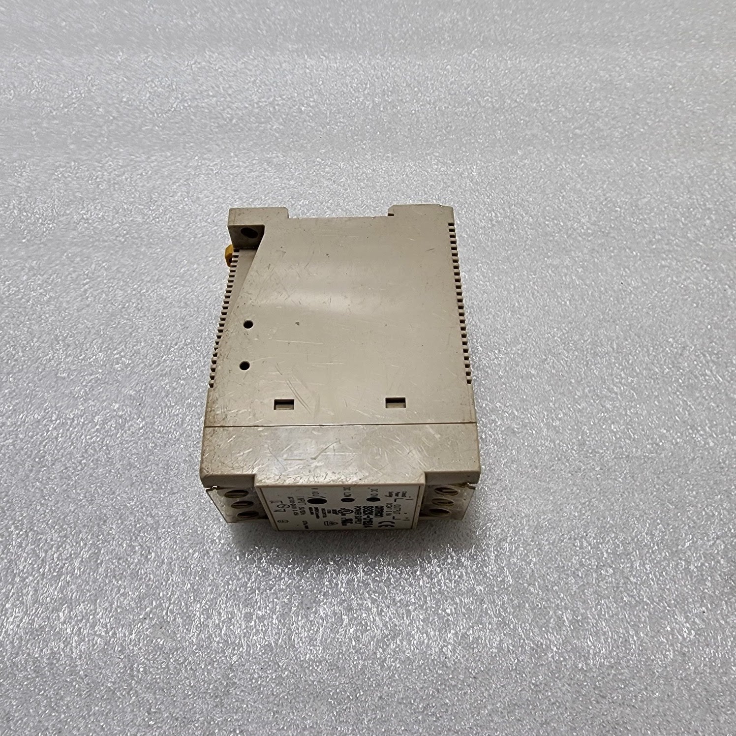 OMRON S82K-01524 POWER SUPPLY 24VDC 0.6A