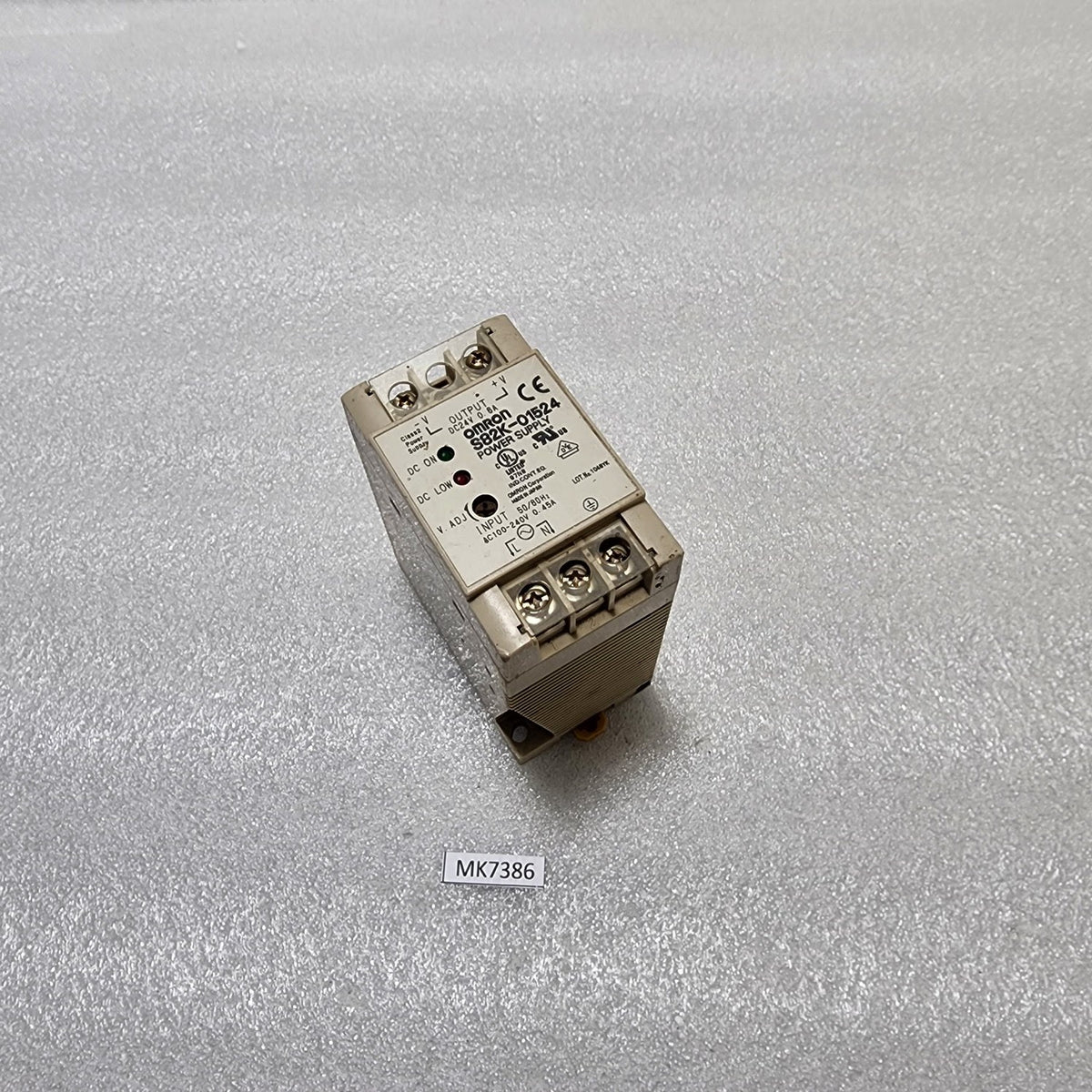 OMRON S82K-01524 POWER SUPPLY 24VDC 0.6A