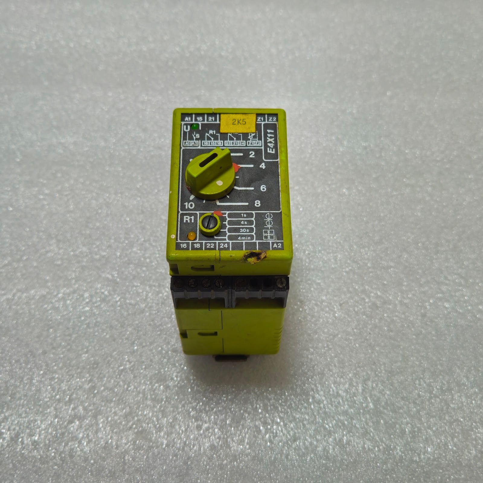 TELE E4X11 TIME RELAY TR3 240V