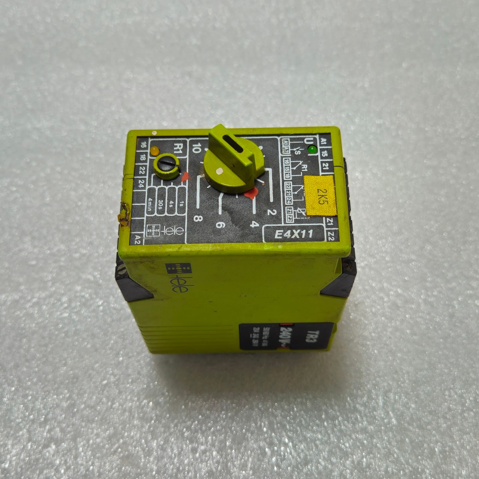 TELE E4X11 TIME RELAY TR3 240V