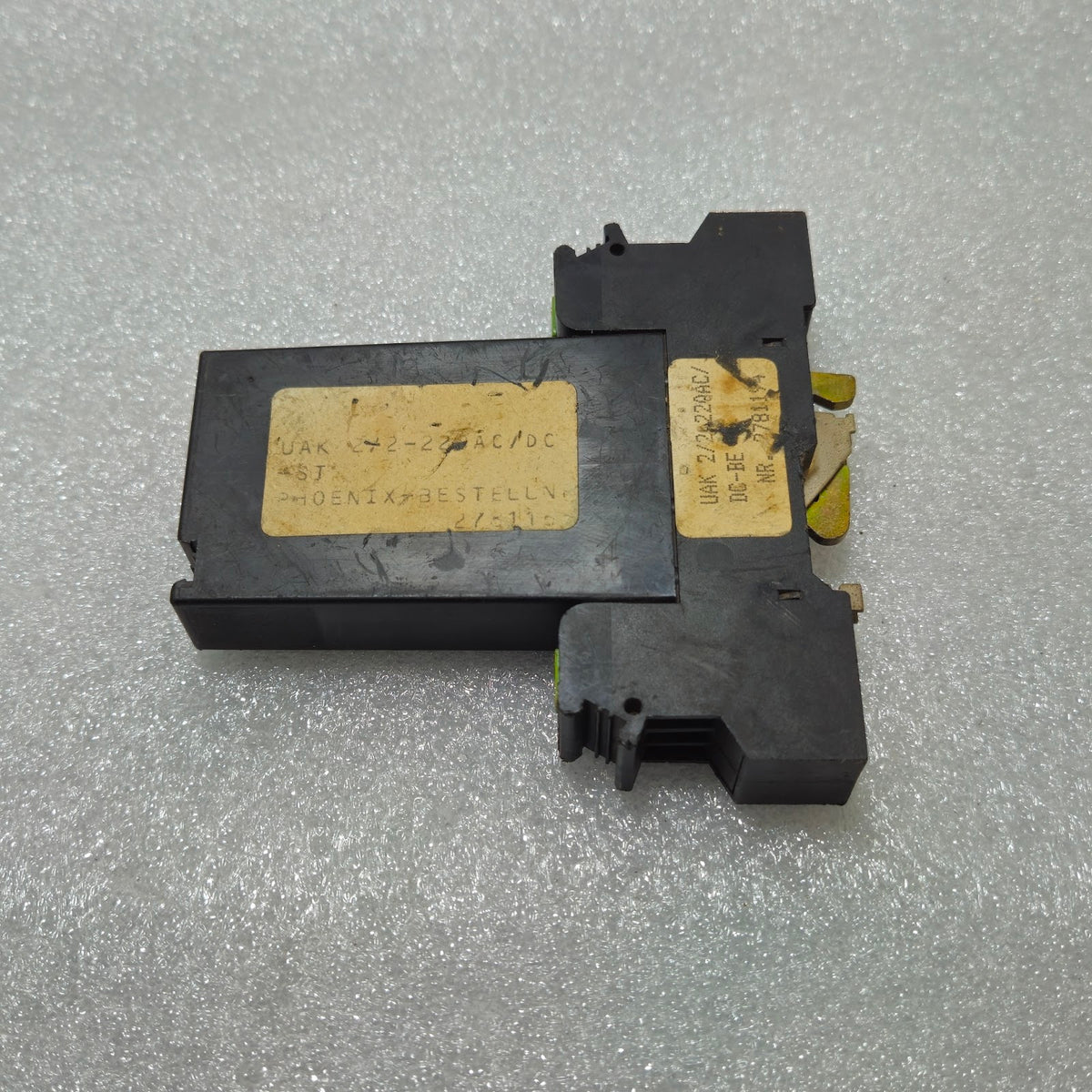 PHOENIX CONTACT UAK 2/2 PLUGTRAB 220V AC/DC 26A