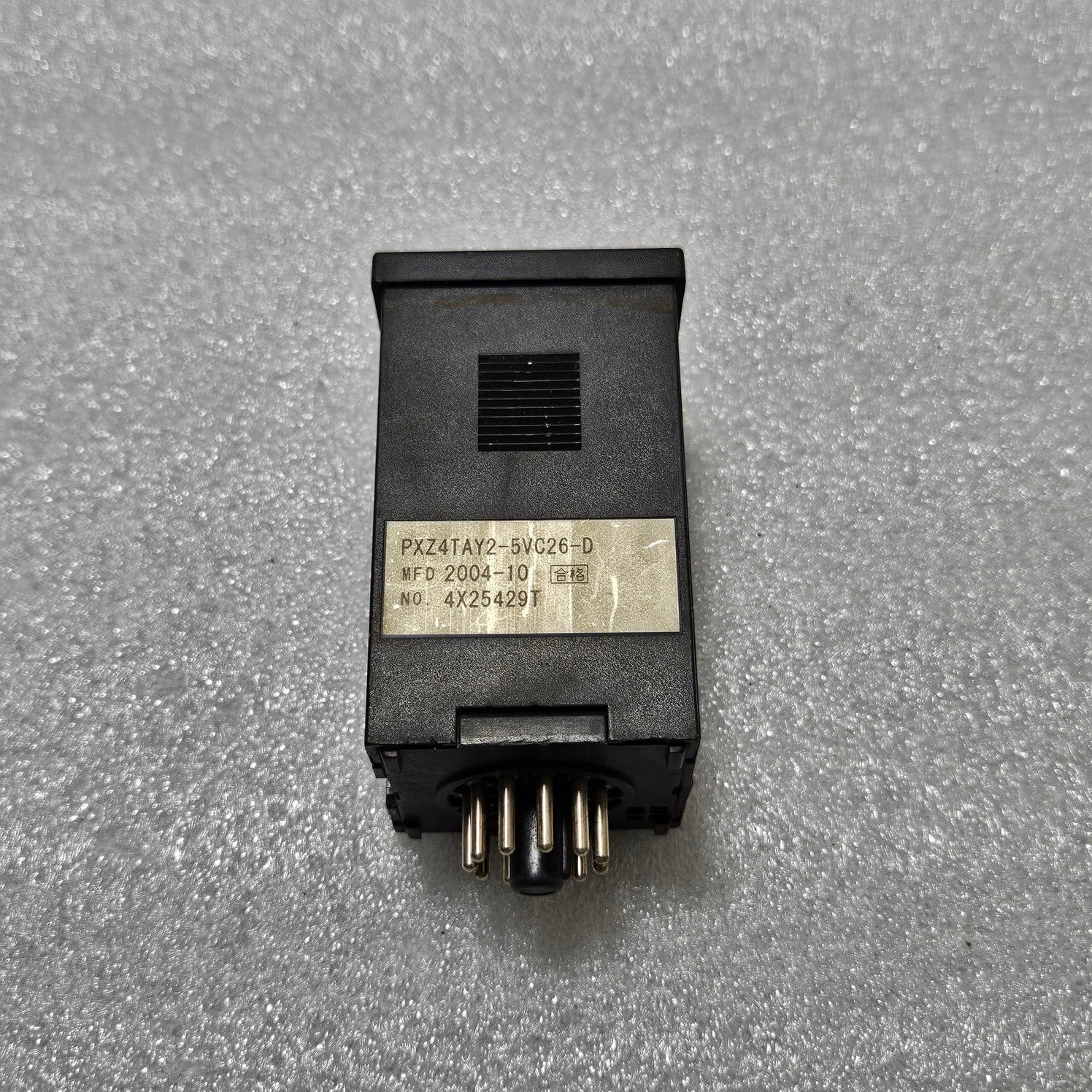 FUJI ELECTRIC PXZ4TAY2-5VC26-D TEMPERATURE CONTROLLER