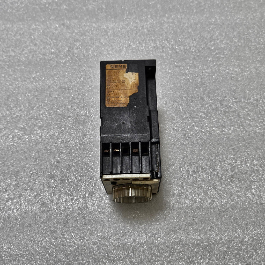 SIEMENS 7PR4140-6PM01  ON DELAY TIME RELAY