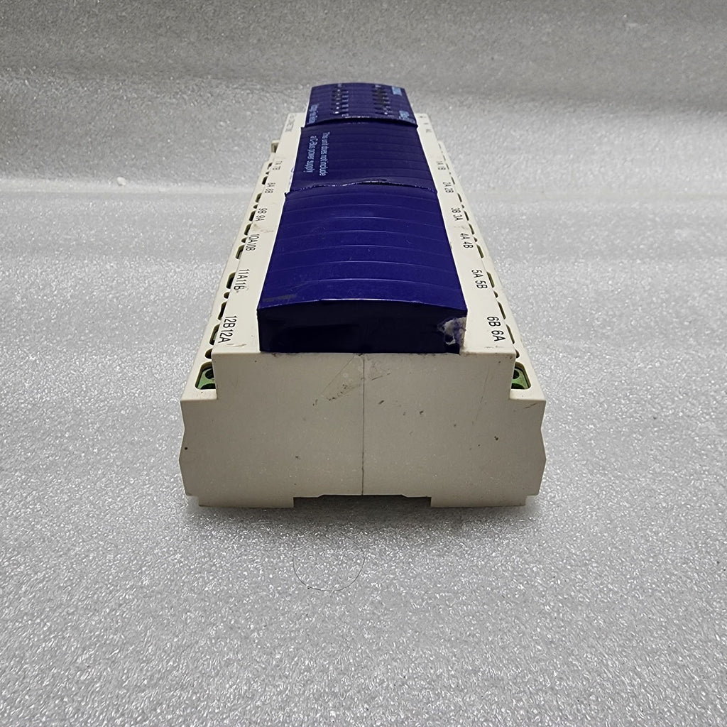 CLIPSAL L5512RVF 12-CHANNEL VOLTAGE FREE RELAY