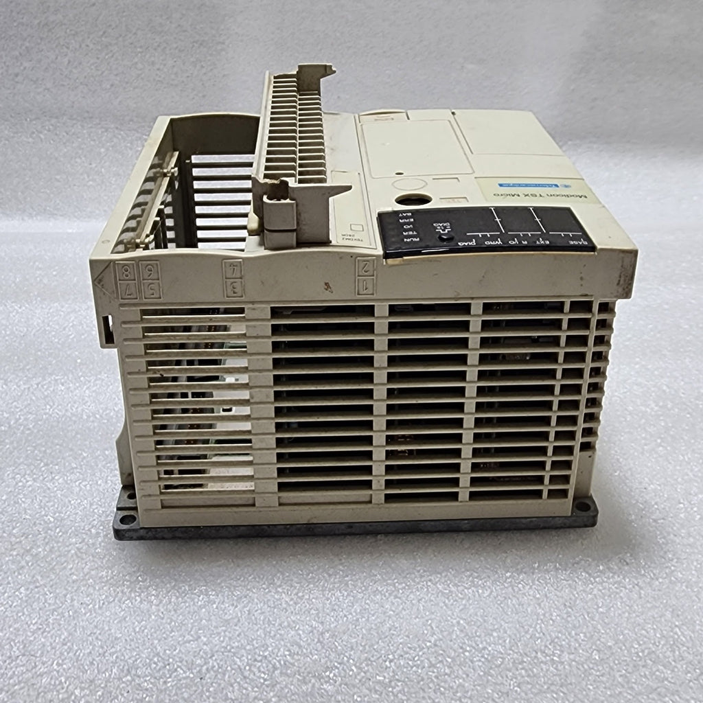 TSX 3705 AC PLC TSX3705001 I/O  TSXDMZ28DR