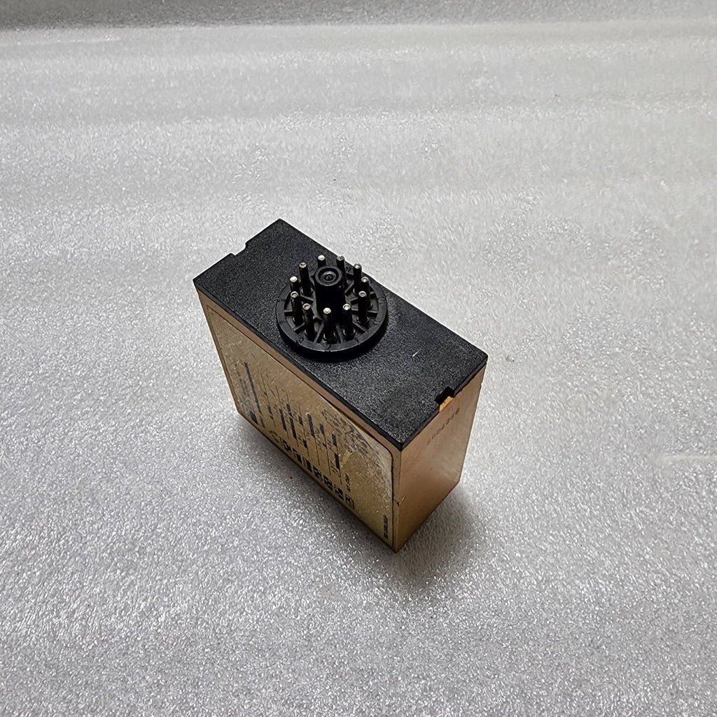 CARLO GAVAZZI S 1221 166 115 COMBI TIMER EXTERNAL START 115V