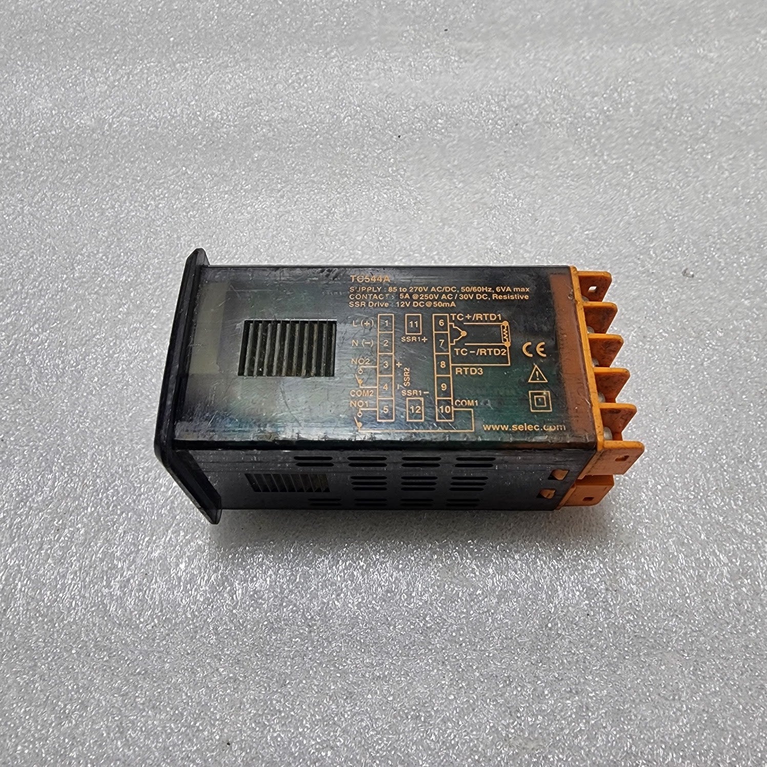 SELEC TC544A TEMPERATURE CONTROLLER 85-270V AC/DC