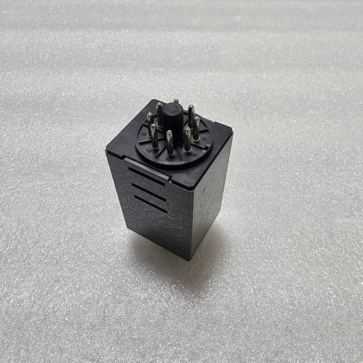IDEC GT3F-2 D24 ELECTRONIC TIMER 24VDC