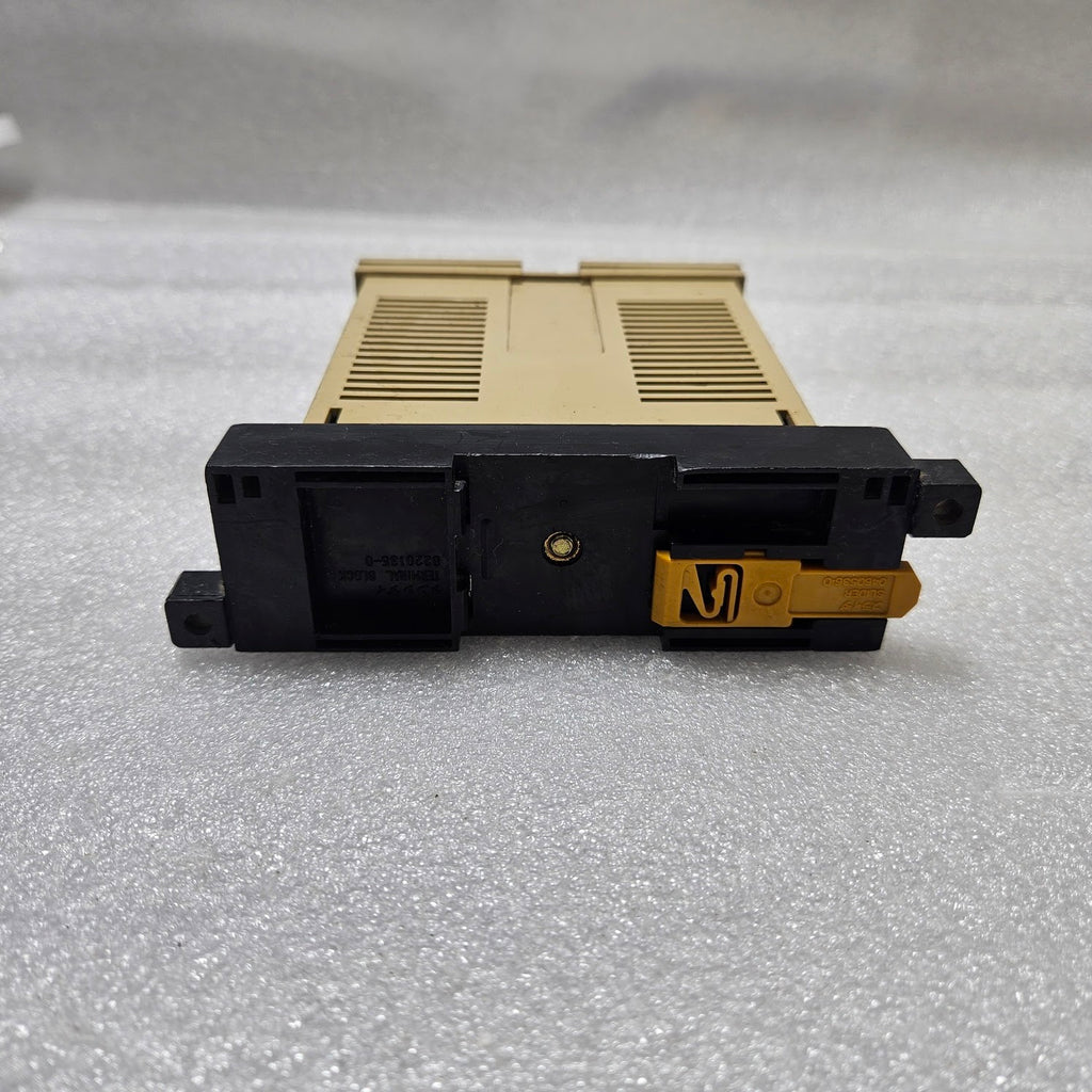 OMRON 3G2A3-ID411 I/O DEVICE 12-48VDC