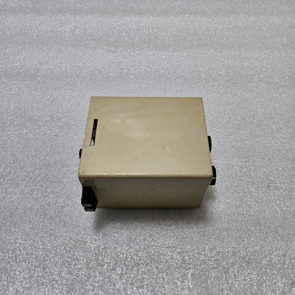 OMRON SDV-FL7 VOLTAGE SENSOR