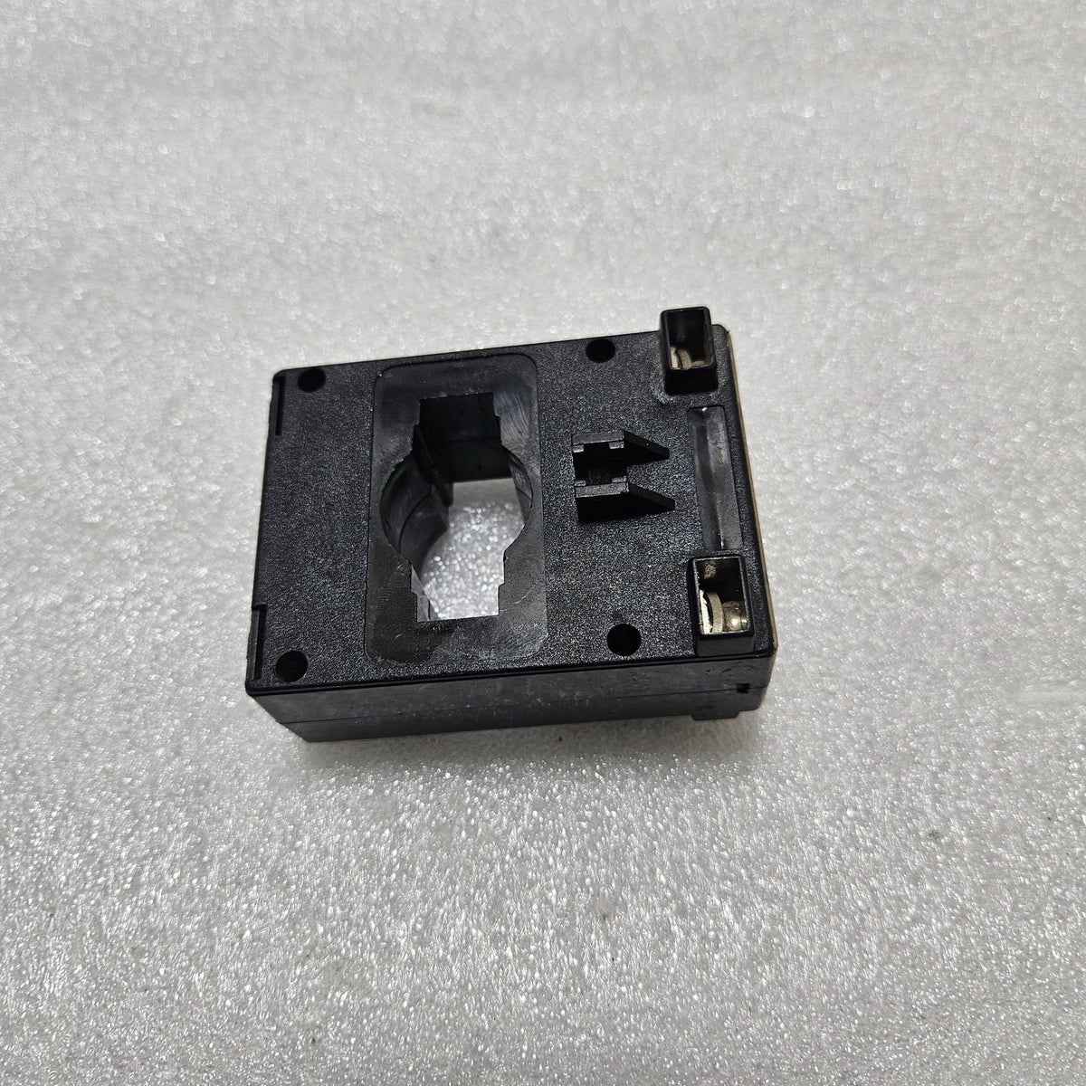 FAGET RM60N-E4A TRANSFORMER 600/5A