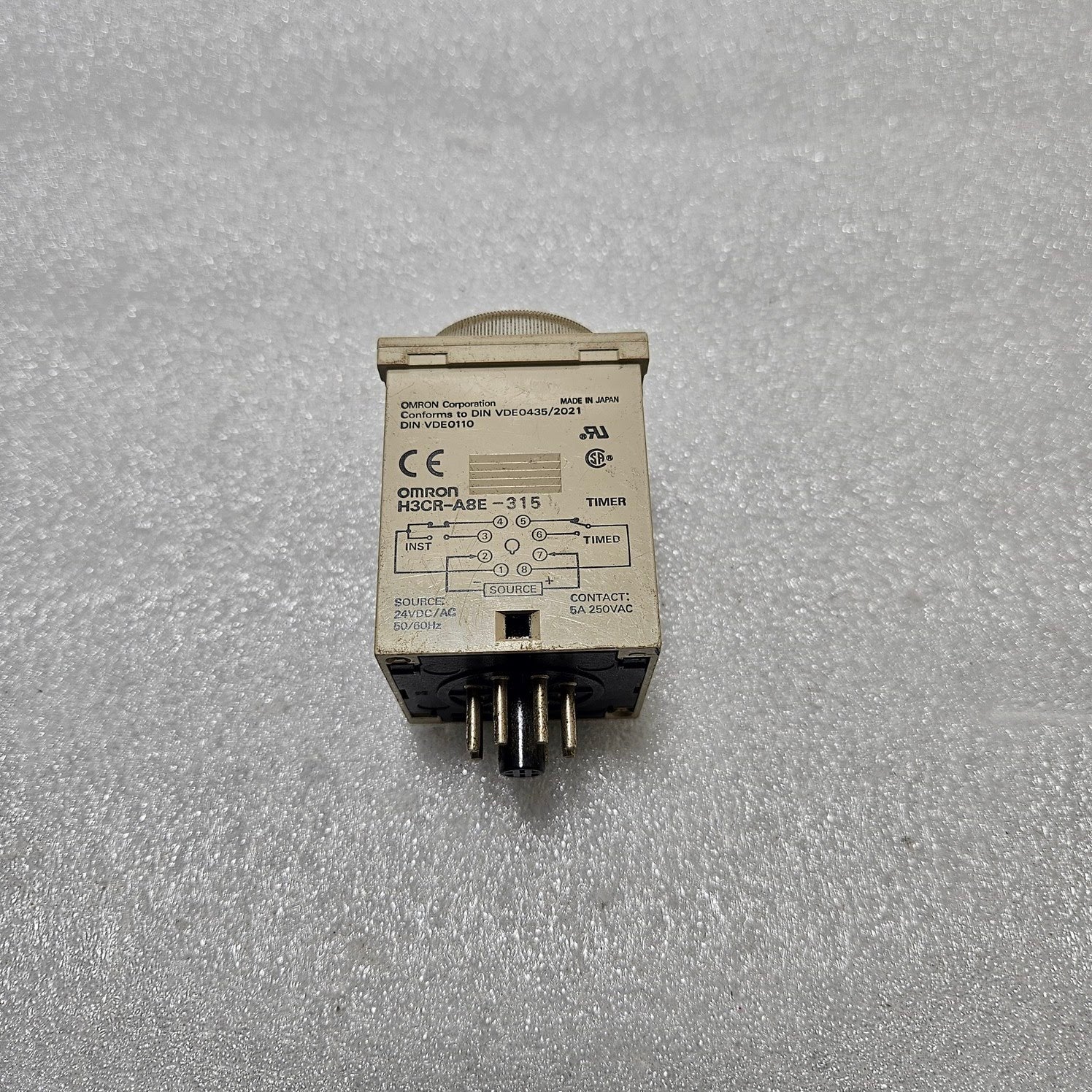 OMRON H3CR-A8E-315 MULTIFUNCTION TIMER 24VDC/AC
