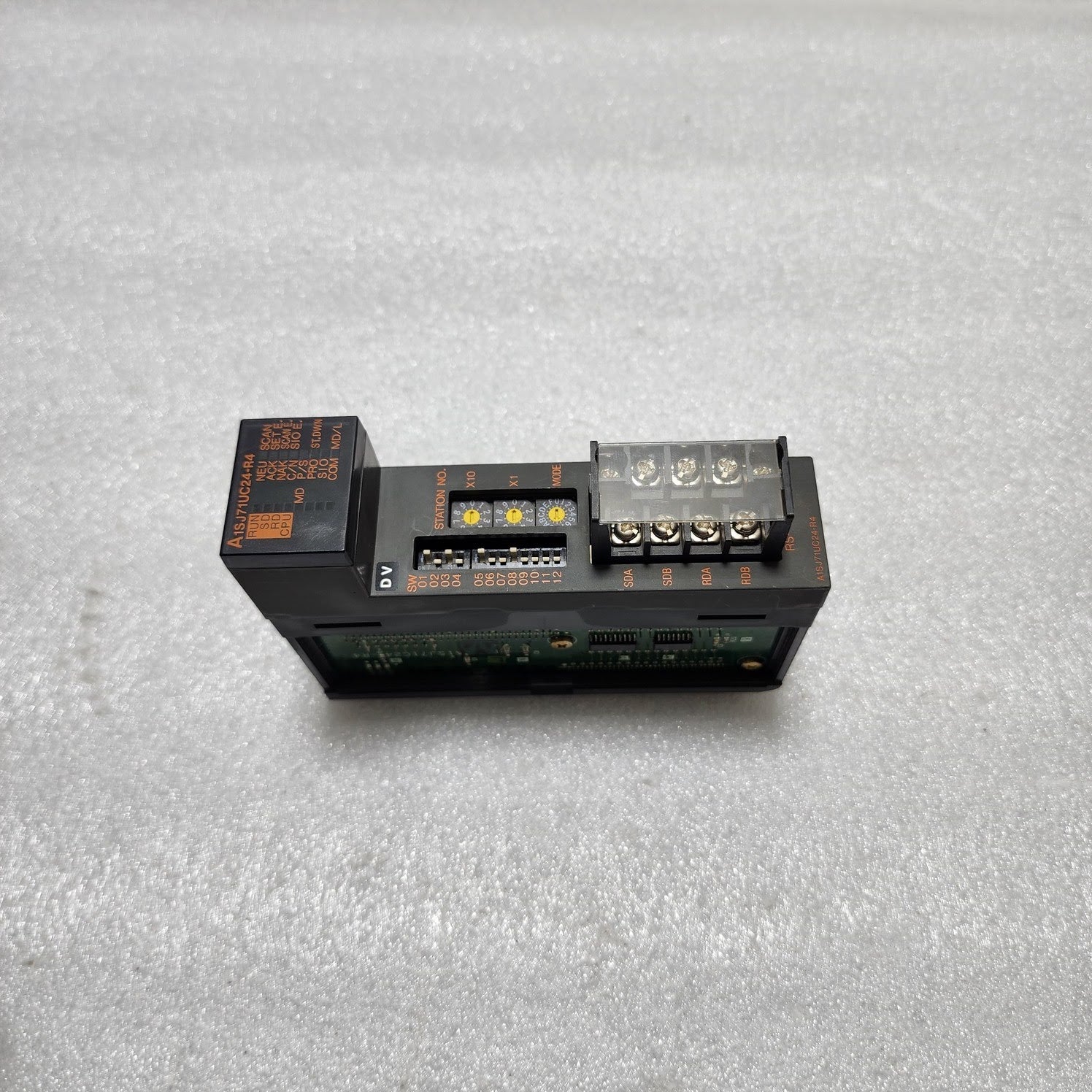 MITSUBISHI A1SJ71UC24-R4 RS-422/RS-485 UNIT