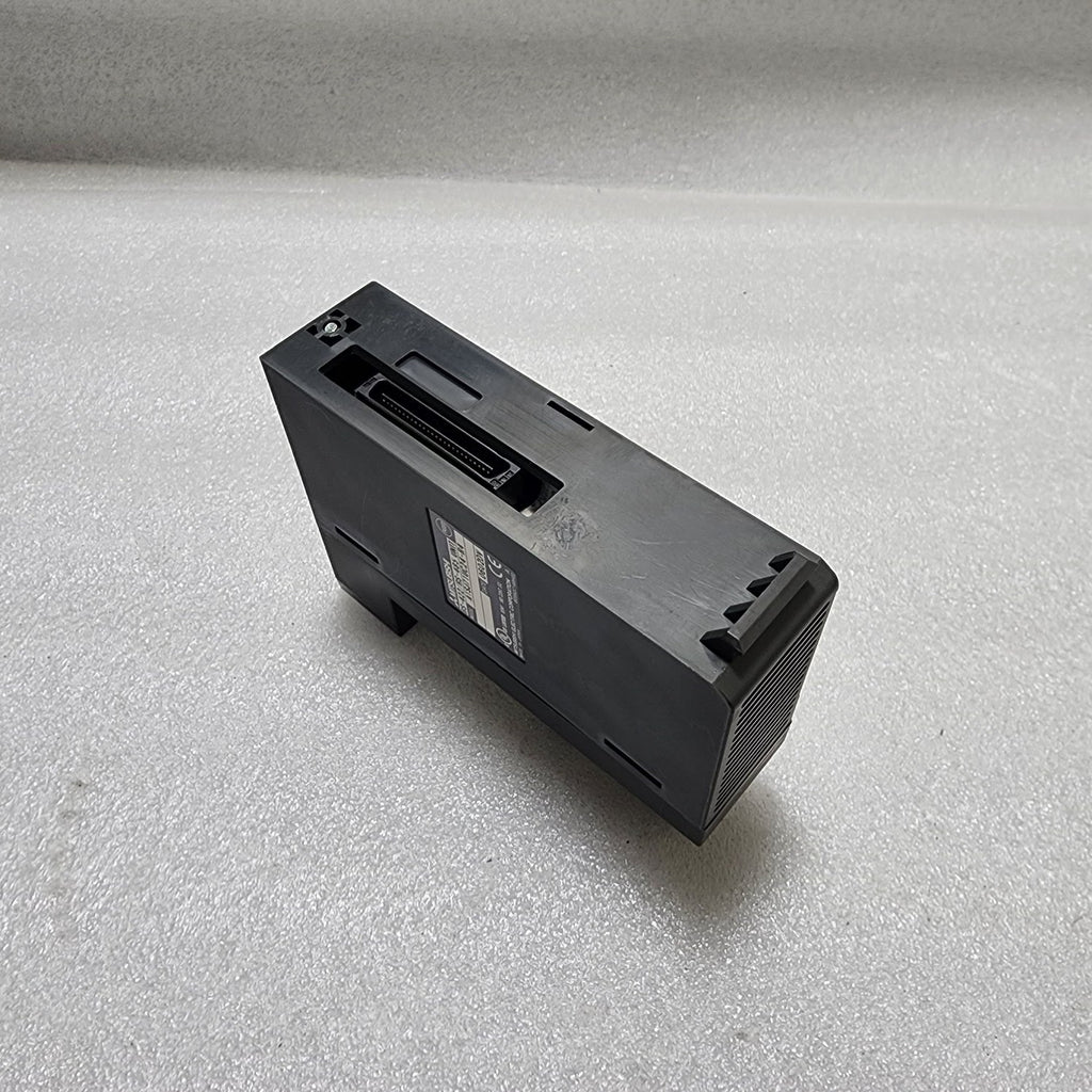 MITSUBISHI A1SJ71UC24-R4 RS-422/RS-485 UNIT