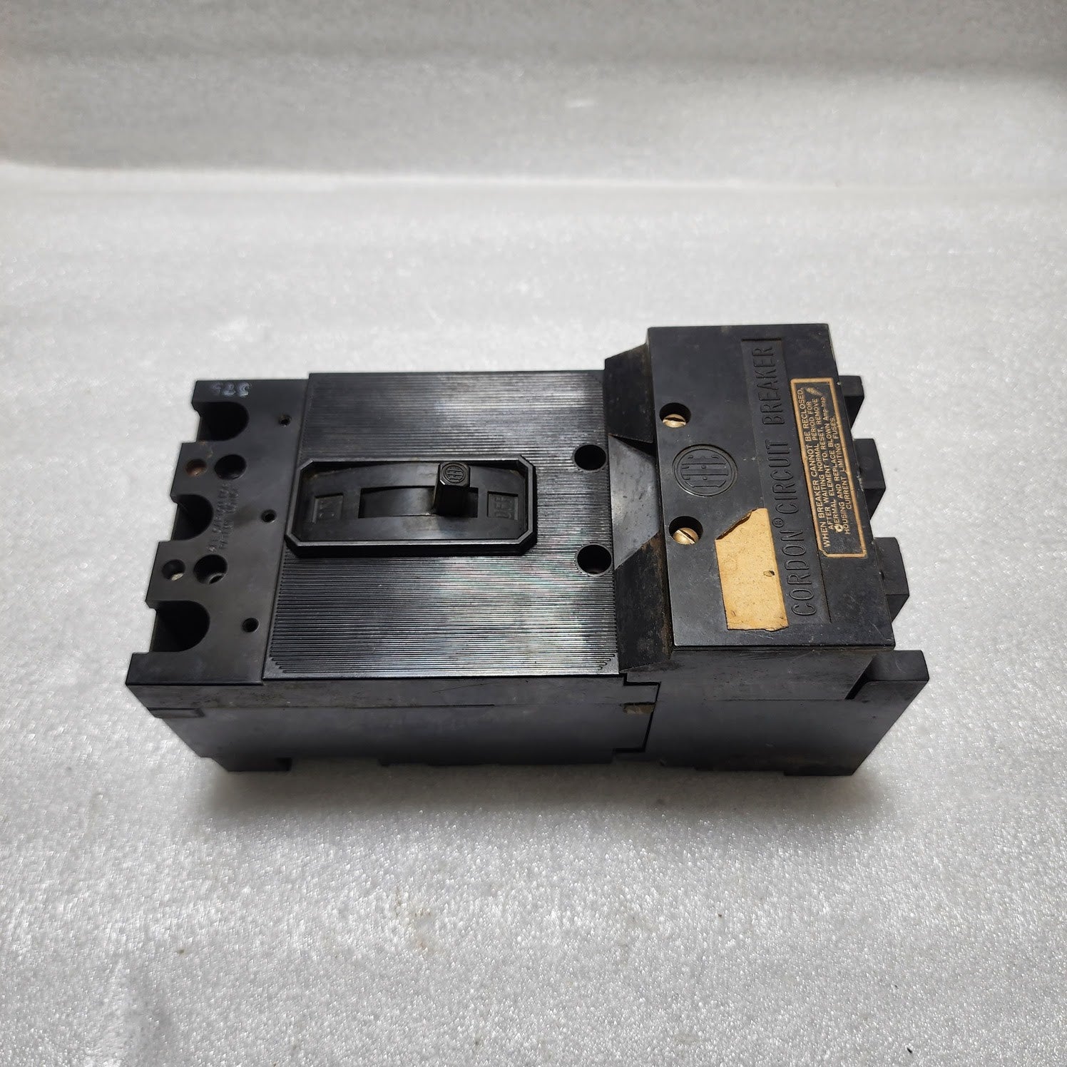 ITE CORDON CE3-M030 3-POLE CIRCUIT BREAKER 30A