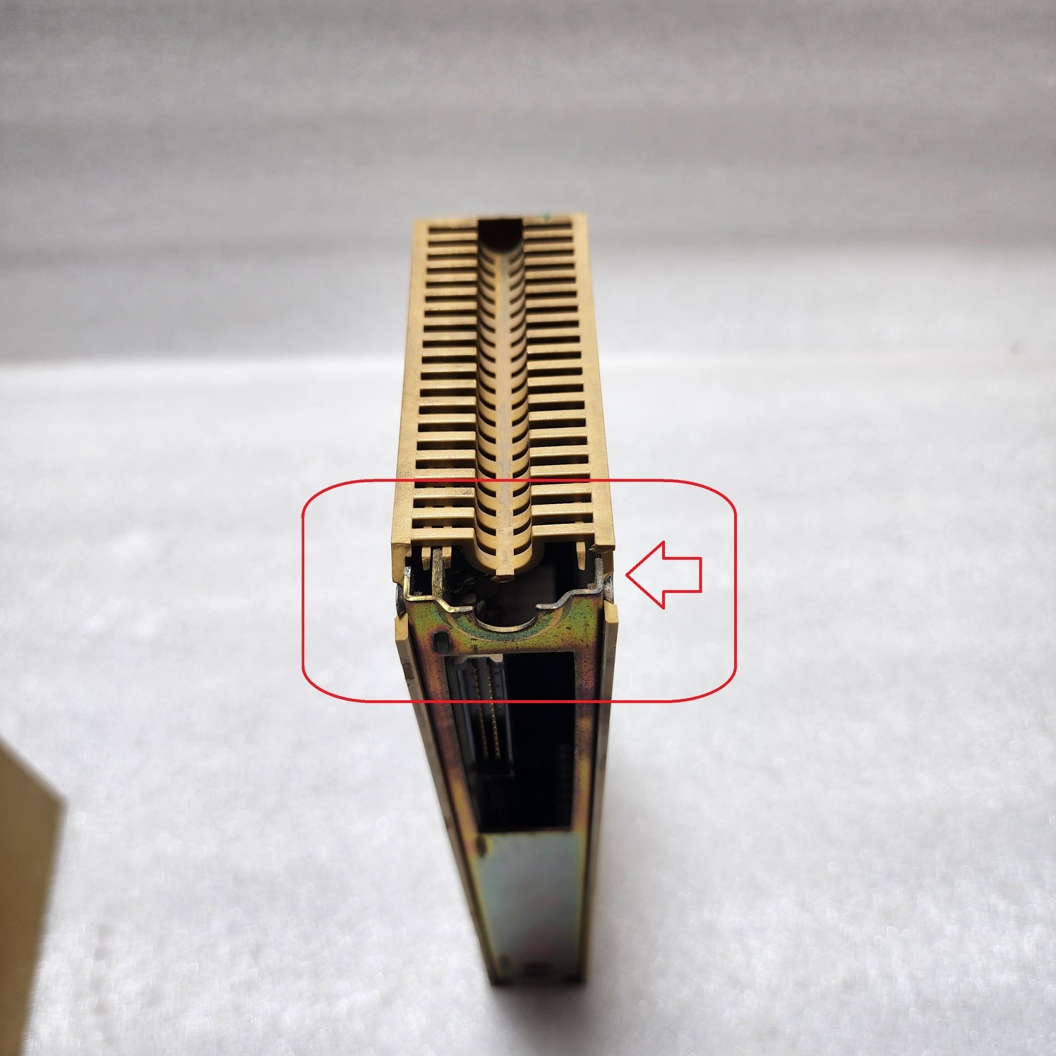 OMRON C500-OC224 3G2A5-OC224 OUTPUT UNIT