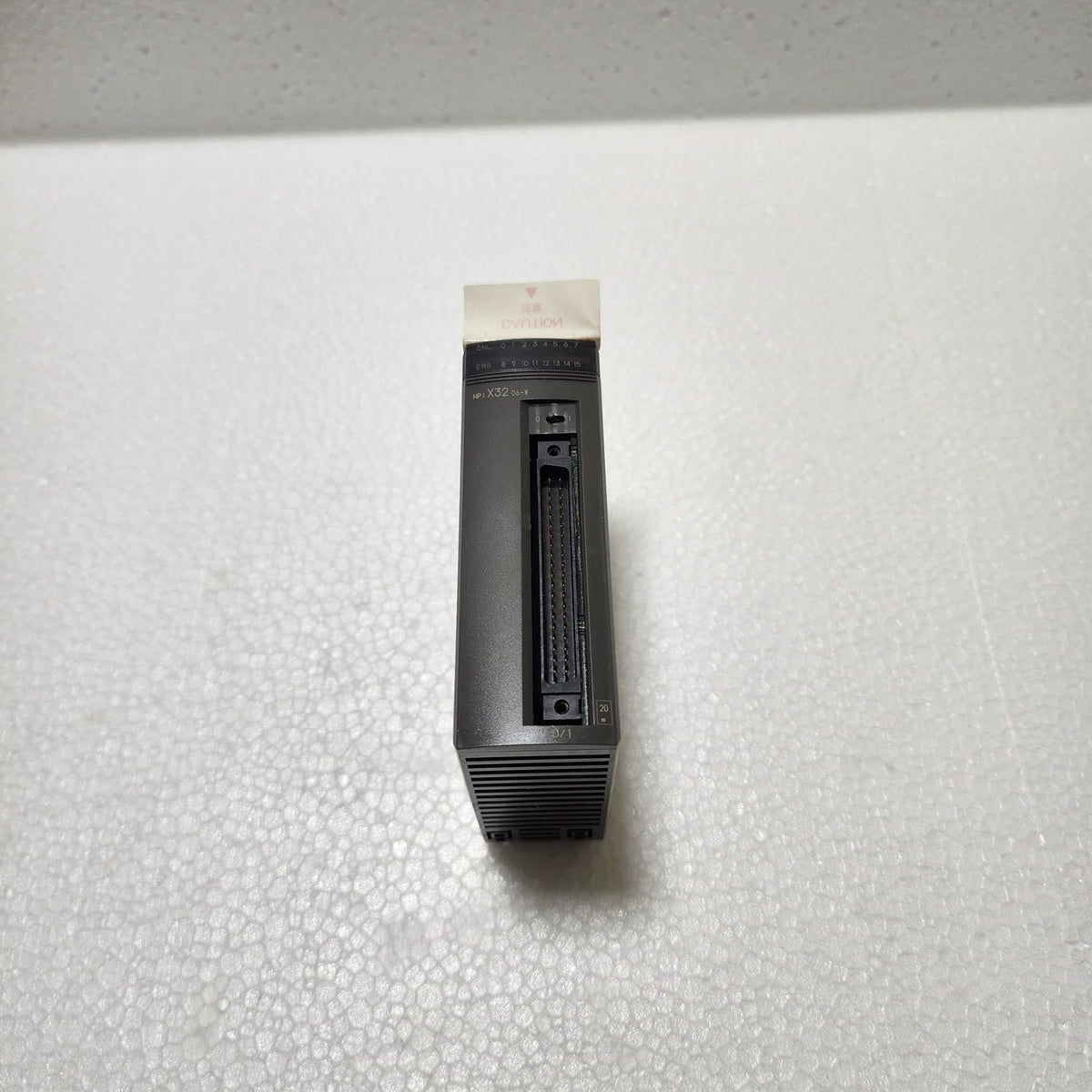 FUJI ELECTRIC NP1X3206-W DIGITAL INPUT MODULE