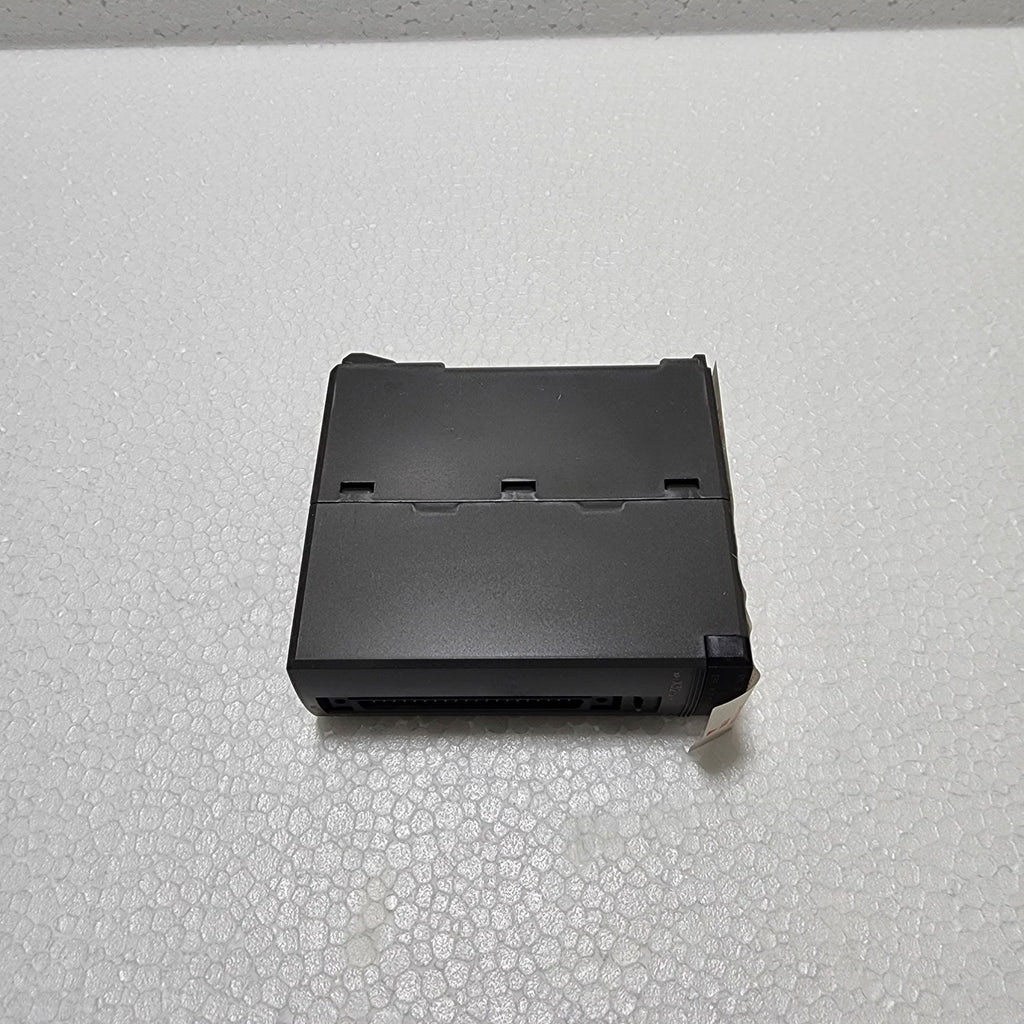 FUJI ELECTRIC NP1X3206-W DIGITAL INPUT MODULE