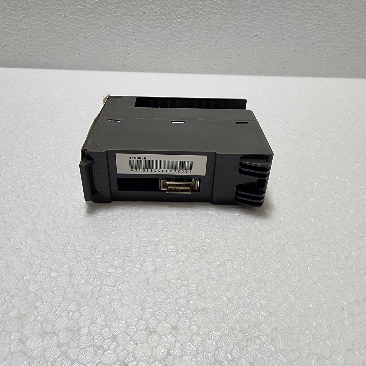 FUJI ELECTRIC NP1X1606-W DIGITAL INPUT MODULE