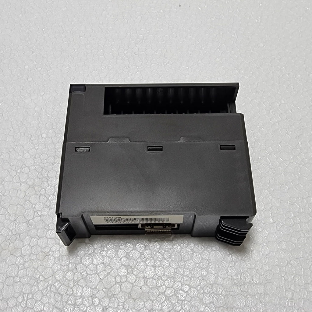 FUJI ELECTRIC NP1AX04-MR ANALOG INPUT MODULE