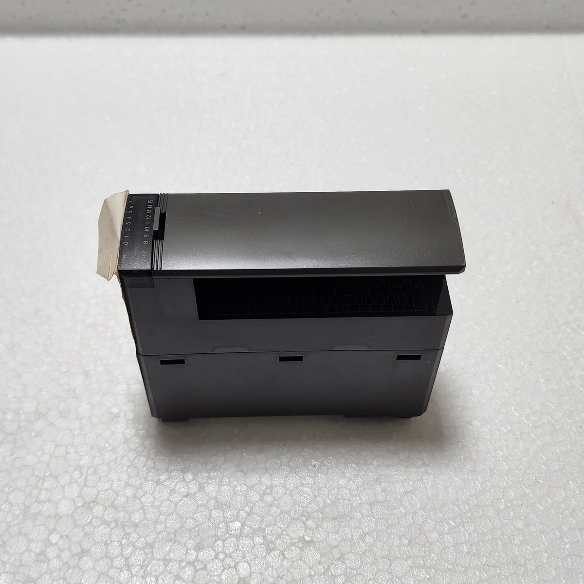 FUJI ELECTRIC NP1Y16T09P6 DIGITAL OUTPUT MODULE