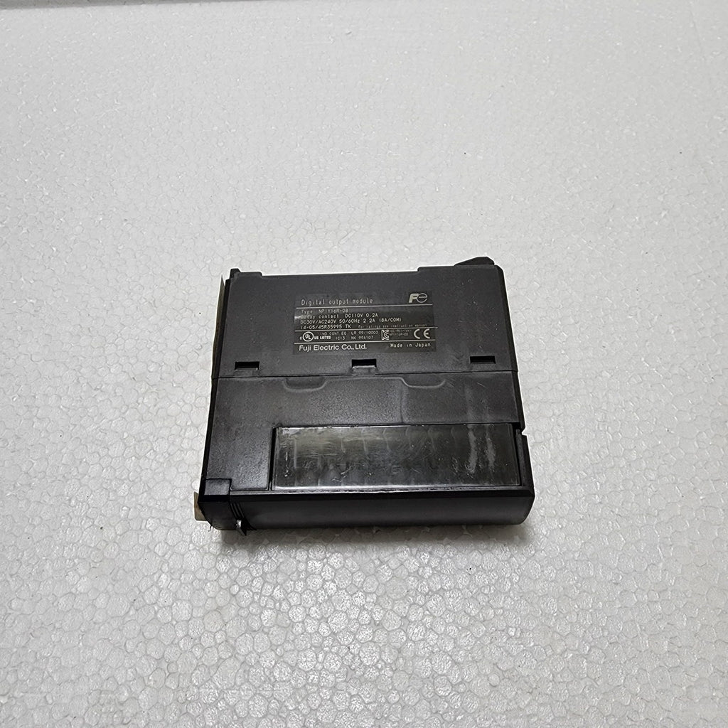 FUJI ELECTRIC NP1Y16R-08 DIGITAL OUTPUT MODULE