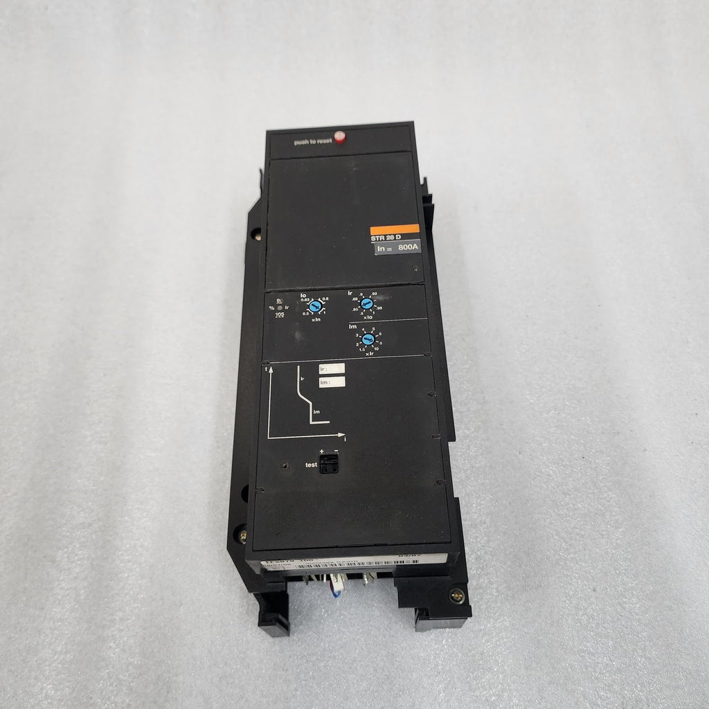 MERLIN GERIN STR28D CIRCUIT BREAKER TRIP CONTROL UNIT 800A TF2979