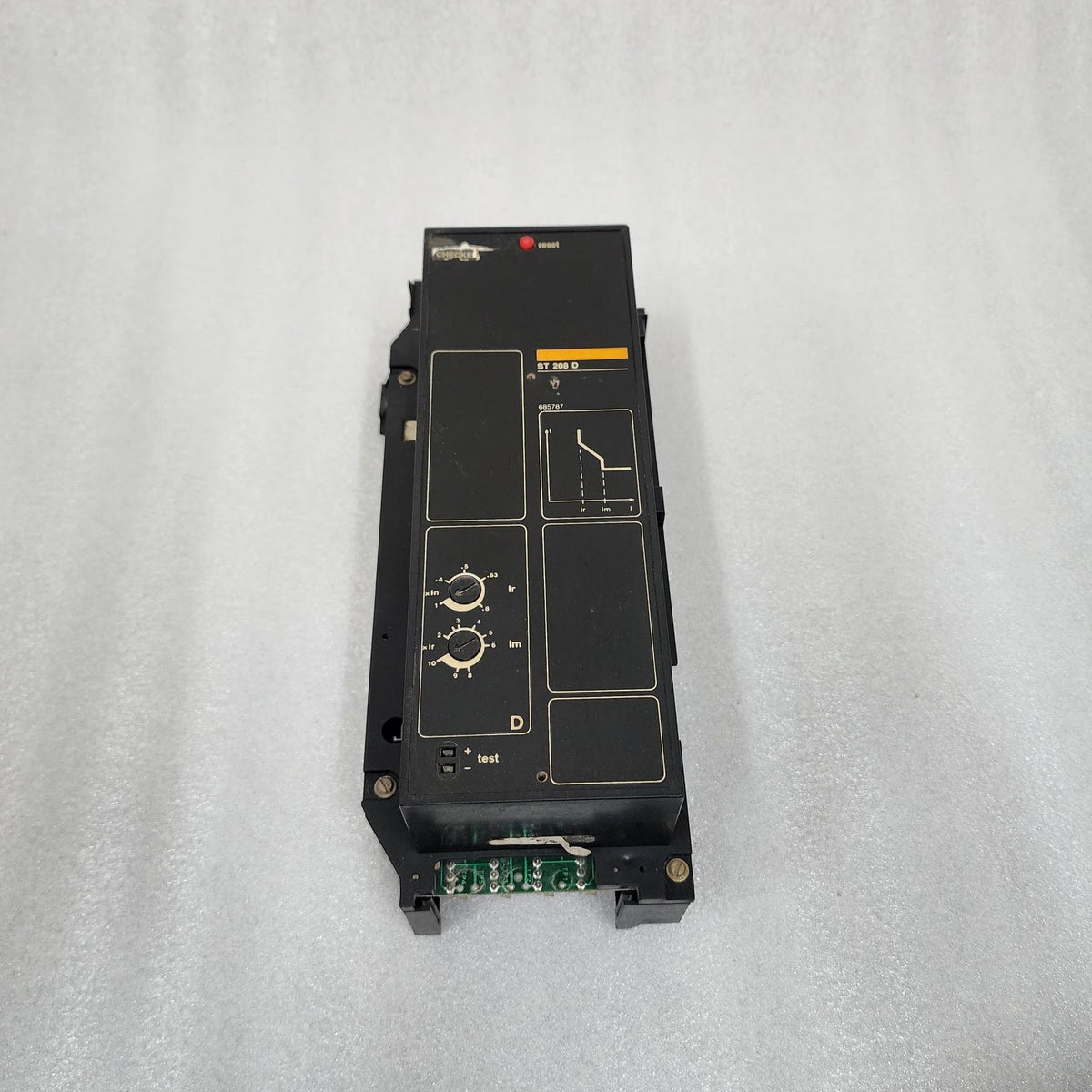 MERLIN GERIN ST208D CIRCUIT BREAKER CONTROL TRIP UNIT 250A 685787