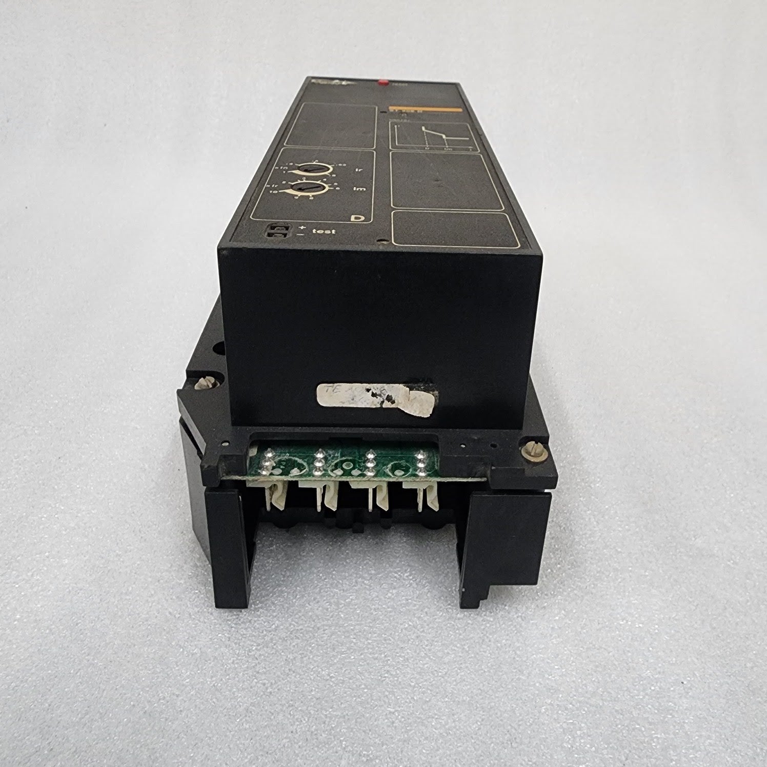 MERLIN GERIN ST208D CIRCUIT BREAKER CONTROL TRIP UNIT 250A 685787