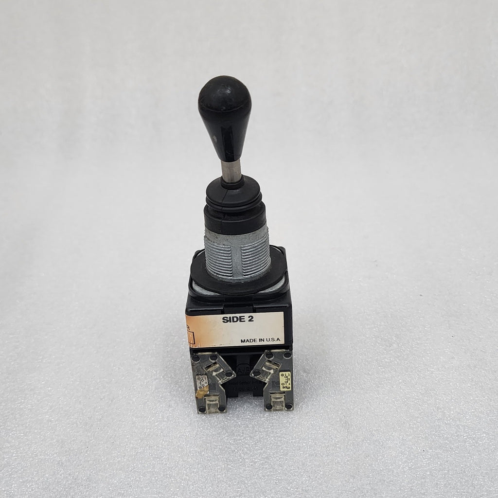 ALLEN BRADLEY CAT 800T-T4T2 JOY STICK 800T-XAY