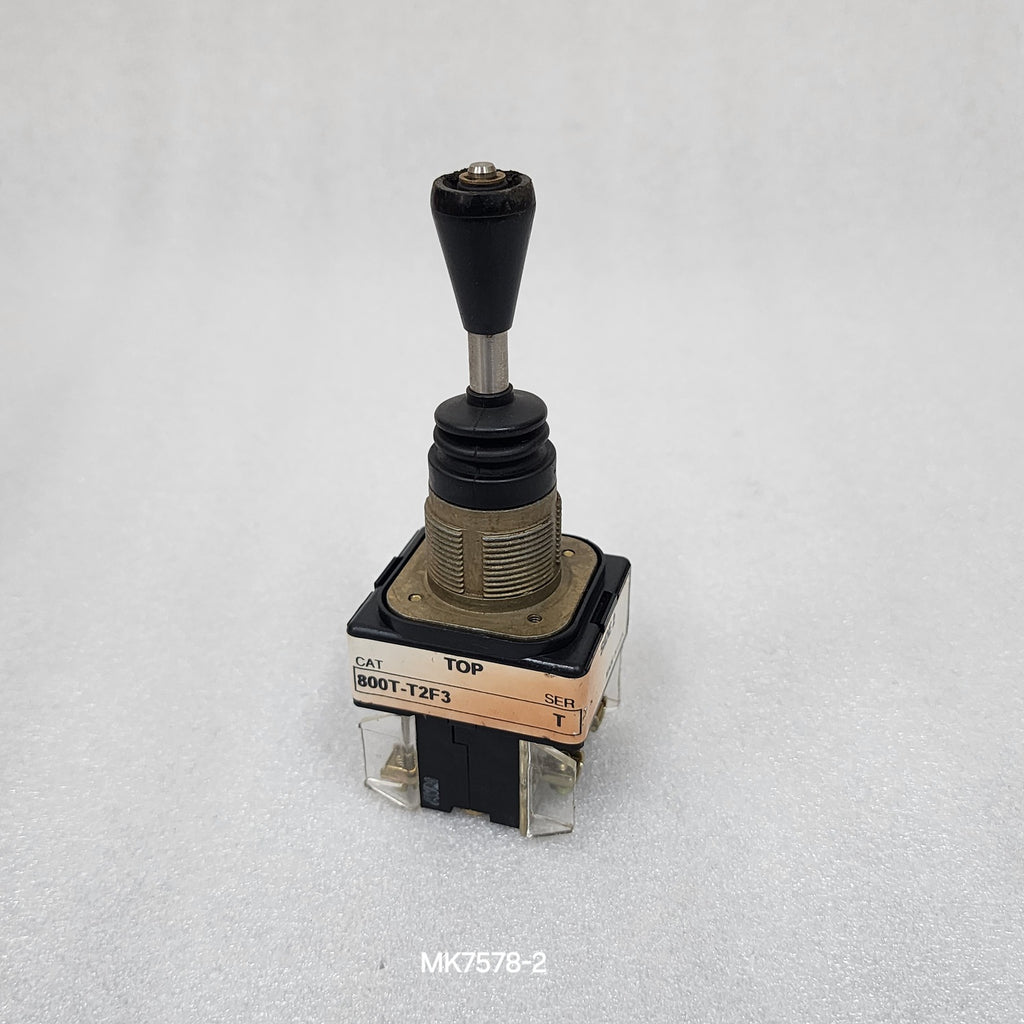 ALLEN BRADLEY 800T-T2F3 SER T JOY STICK