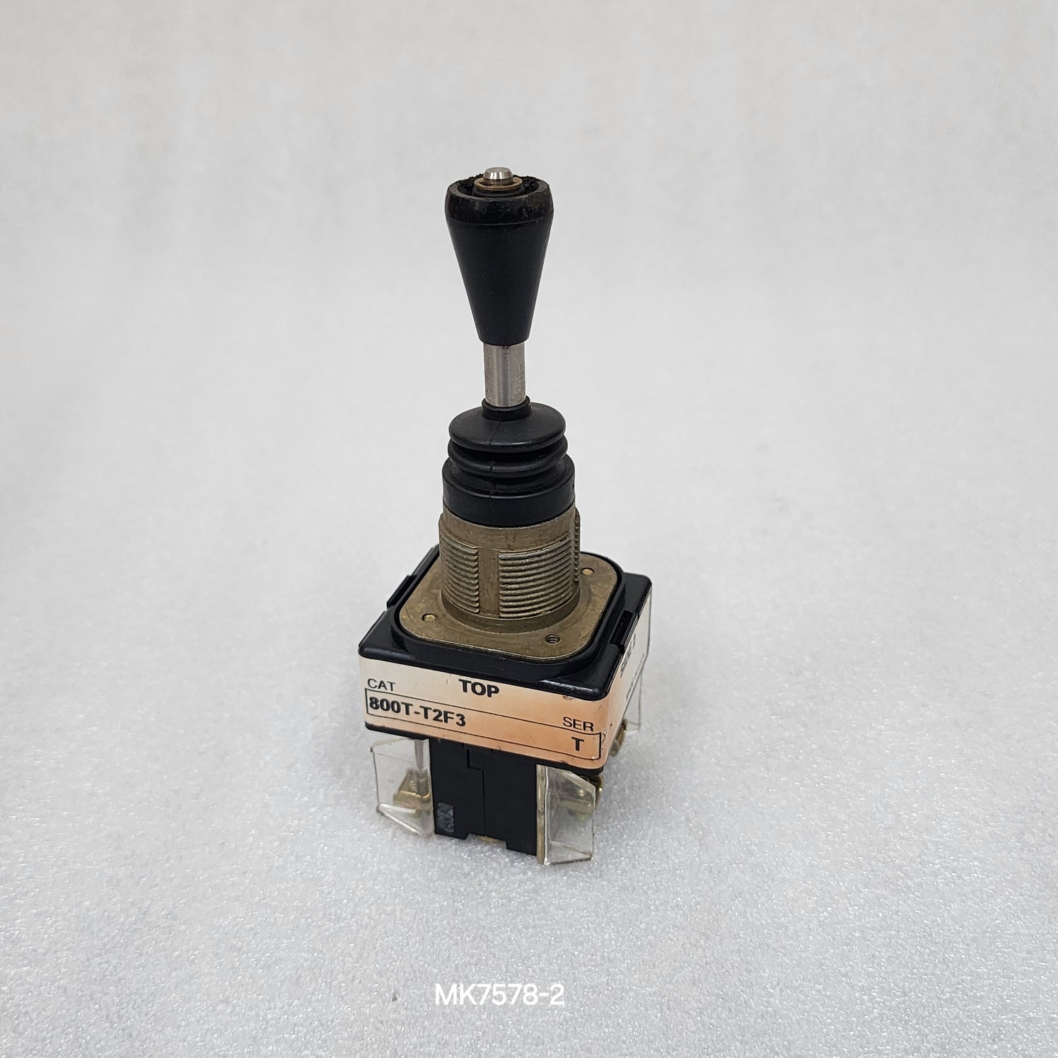 ALLEN BRADLEY 800T-T2F3 SER T JOY STICK