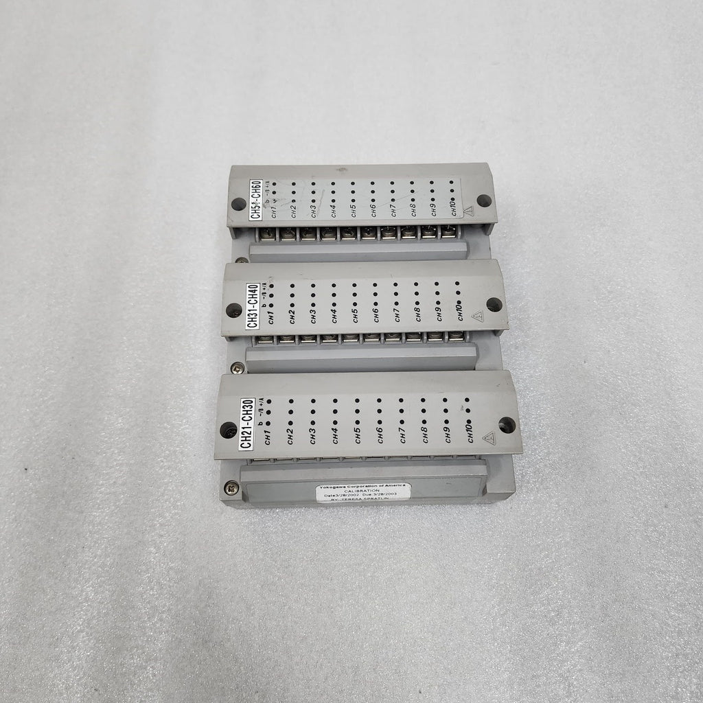 YOKOGAWA DU100-31-S1 DATA ACQUISITION UNIT 12A924374A
