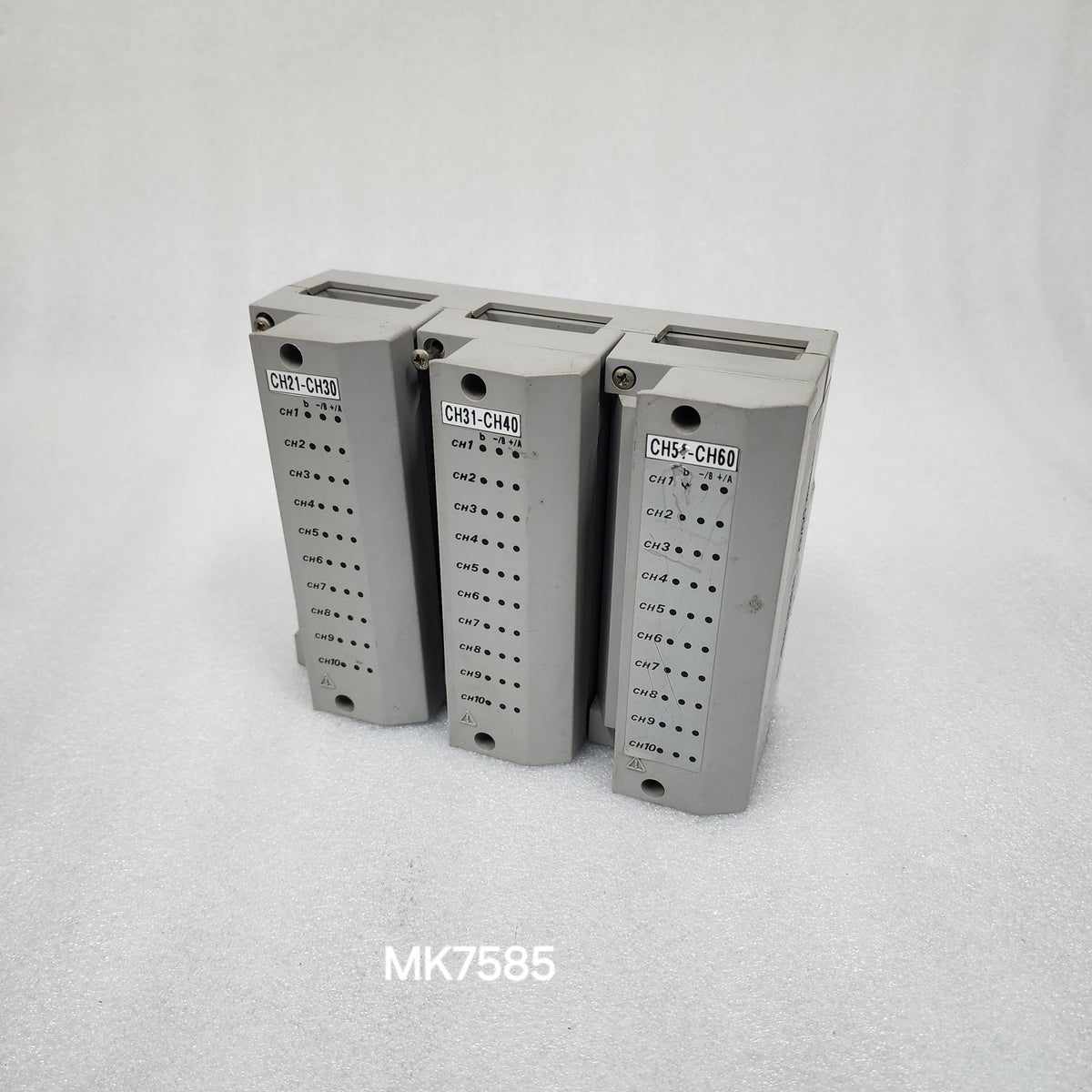 YOKOGAWA DU100-31-S1 DATA ACQUISITION UNIT 12A924374A