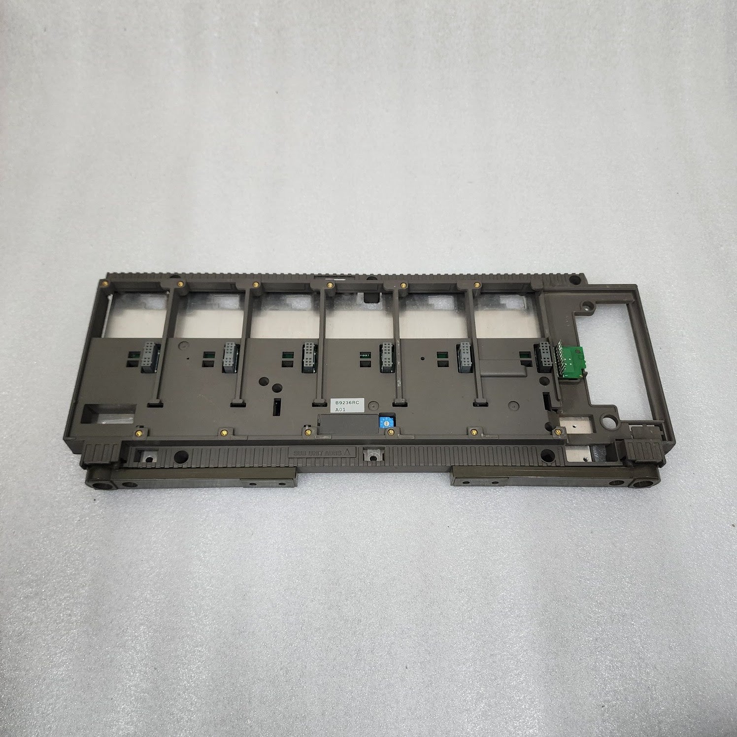 YOKOGAWA B9236RC A01 BASE PLATE