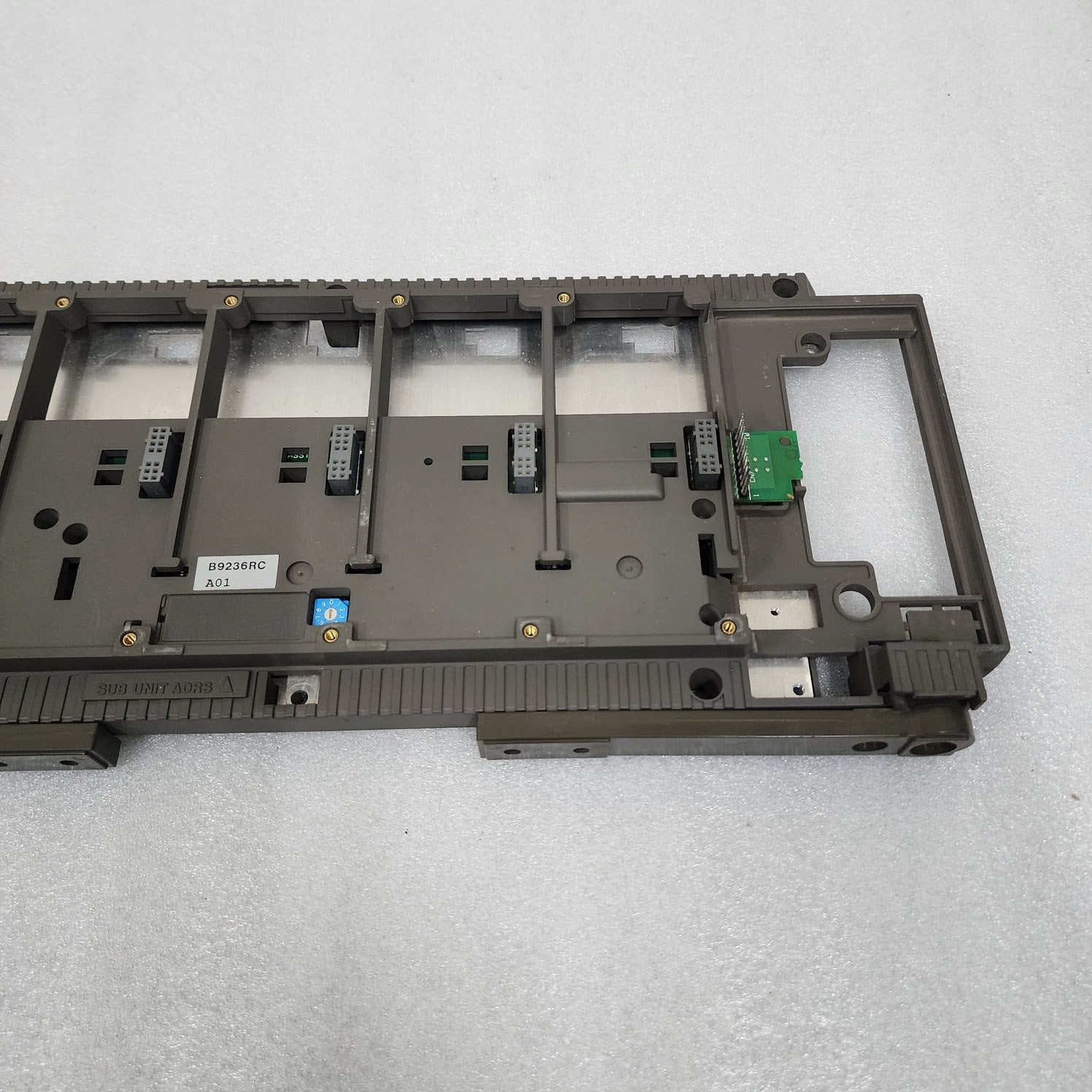 YOKOGAWA B9236RC A01 BASE PLATE