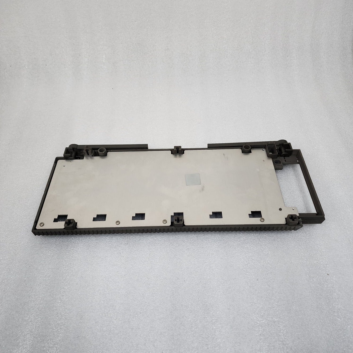 YOKOGAWA B9236RC A01 BASE PLATE