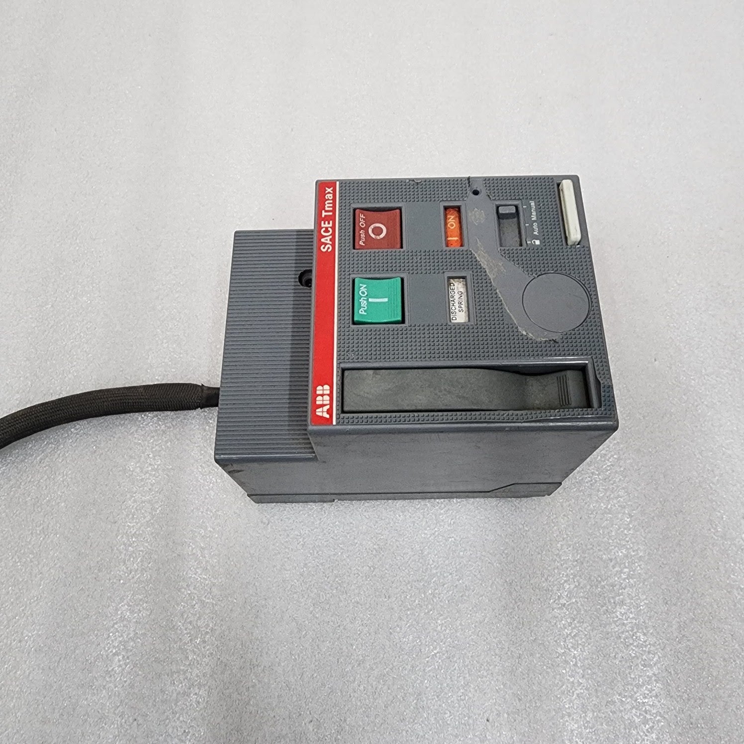 ABB SACE TMAX T4-T5 MOTOR OPERATOR 220-250VAC