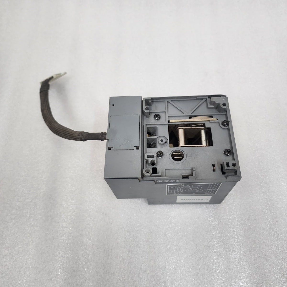 ABB SACE TMAX T4-T5 MOTOR OPERATOR 220-250VAC