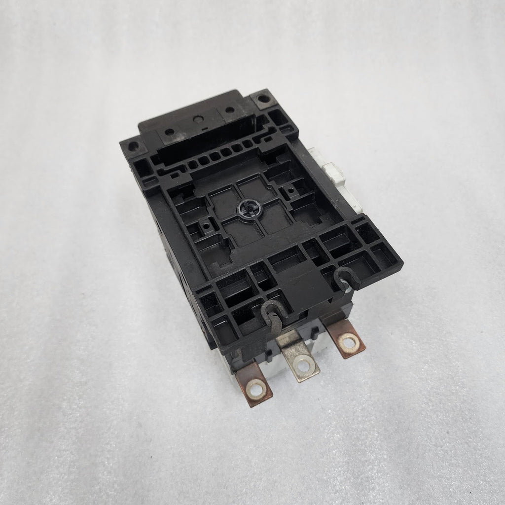 GENERAL ELECTRIC CK75CE300 3-POLE CIRCUIT BREAKER 250A 24VDC