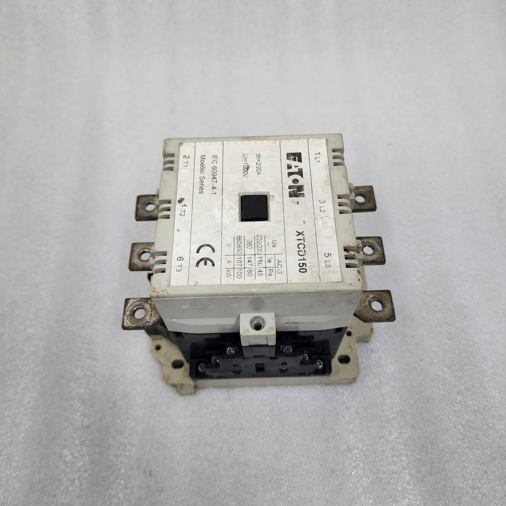 EATON XTCD150 3-POLE CIRCUIT BREAKER 200A 220V