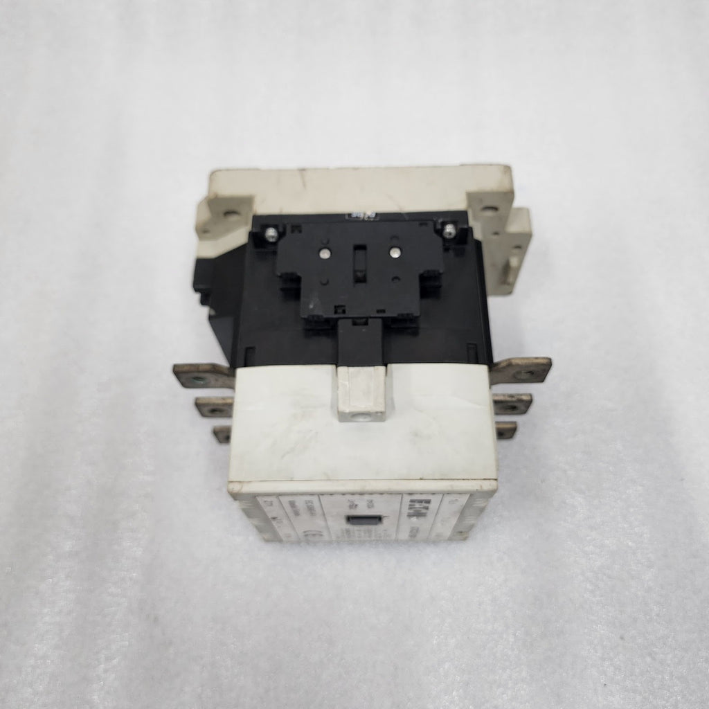 EATON XTCD150 3-POLE CIRCUIT BREAKER 200A 220V