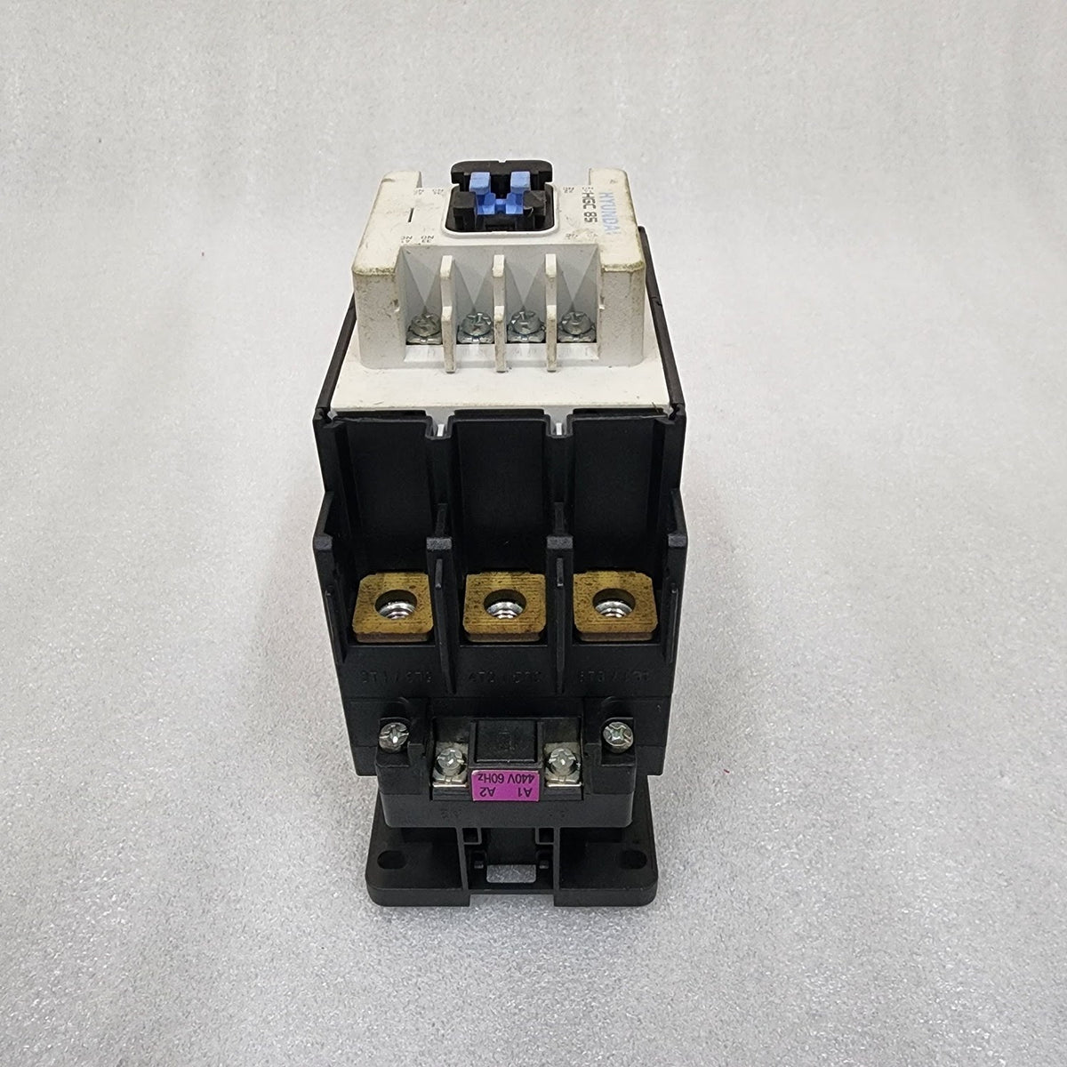 HYUNDAI HGC85 3-POLE CIRCUIT BREAKER 125A 440V