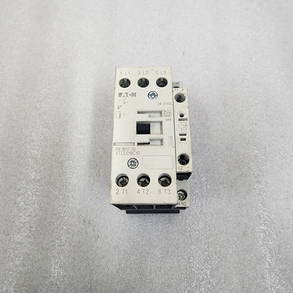 EATON DIL M17-10 3-POLE CONTACTOR XTCE018C10 24-27VDC