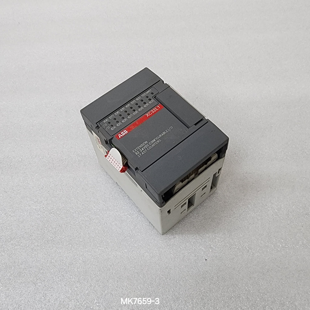 ABB XC32L1-B4.0 EXTENSION I/O MODULE 1SBP260110R1001