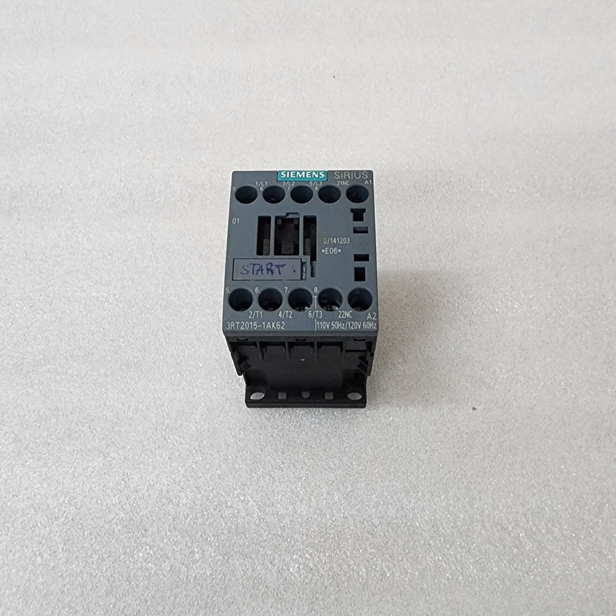 SIEMENS 3RT2015-1AK62 AC POWER CONTACTOR 110-120V