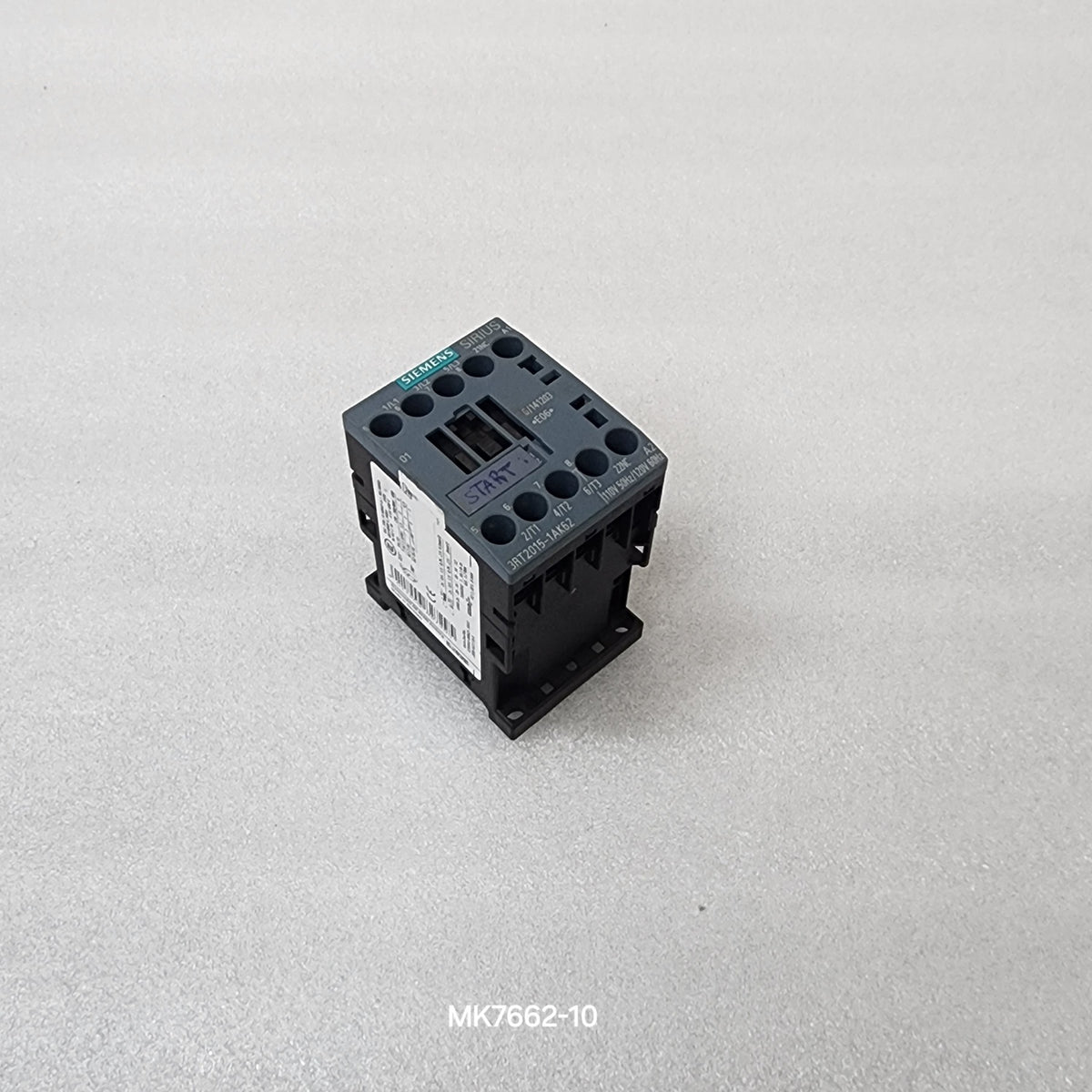 SIEMENS 3RT2015-1AK62 AC POWER CONTACTOR 110-120V