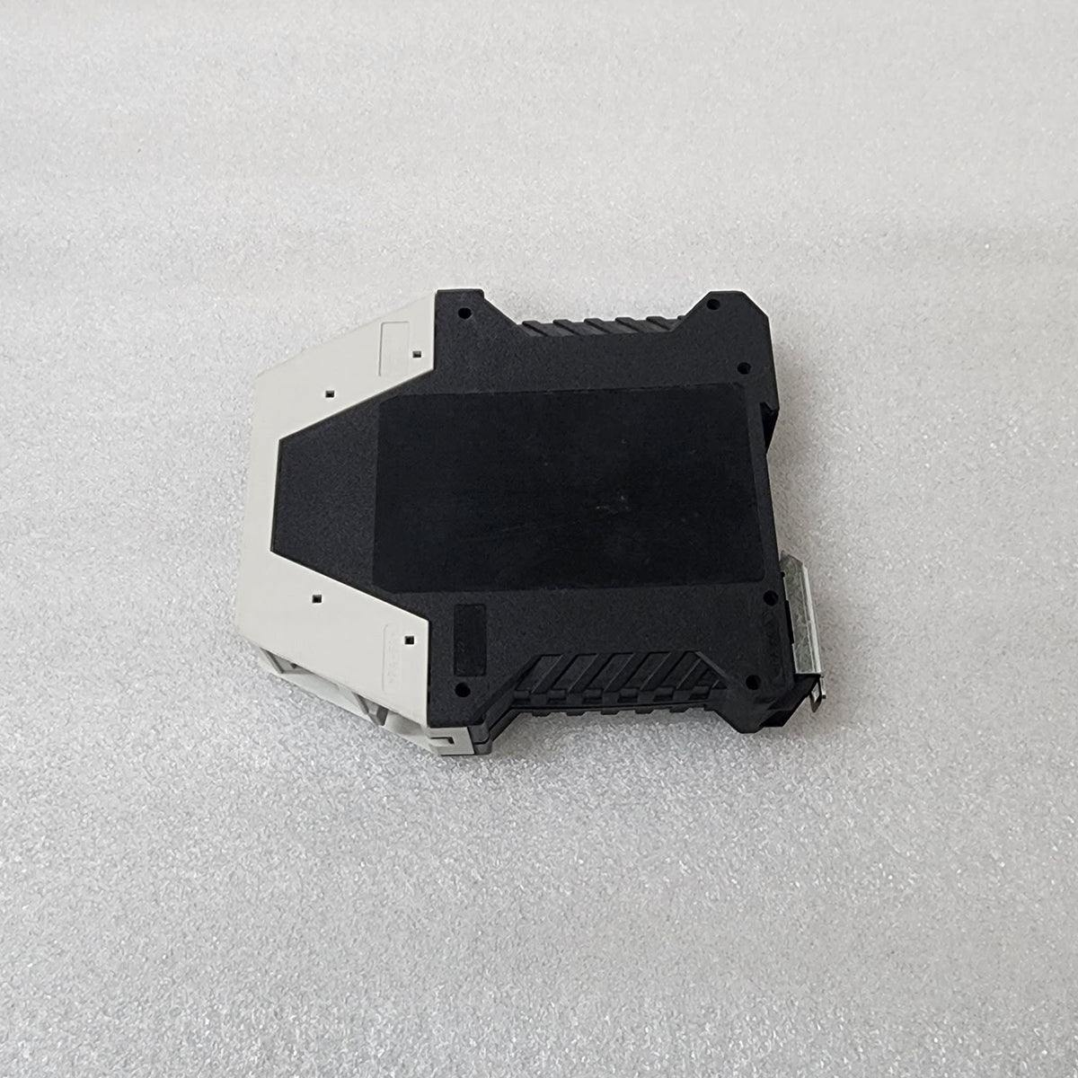 OMRON SCC-1224ND SAFETY EDGE CONTROLLER 43872-0021